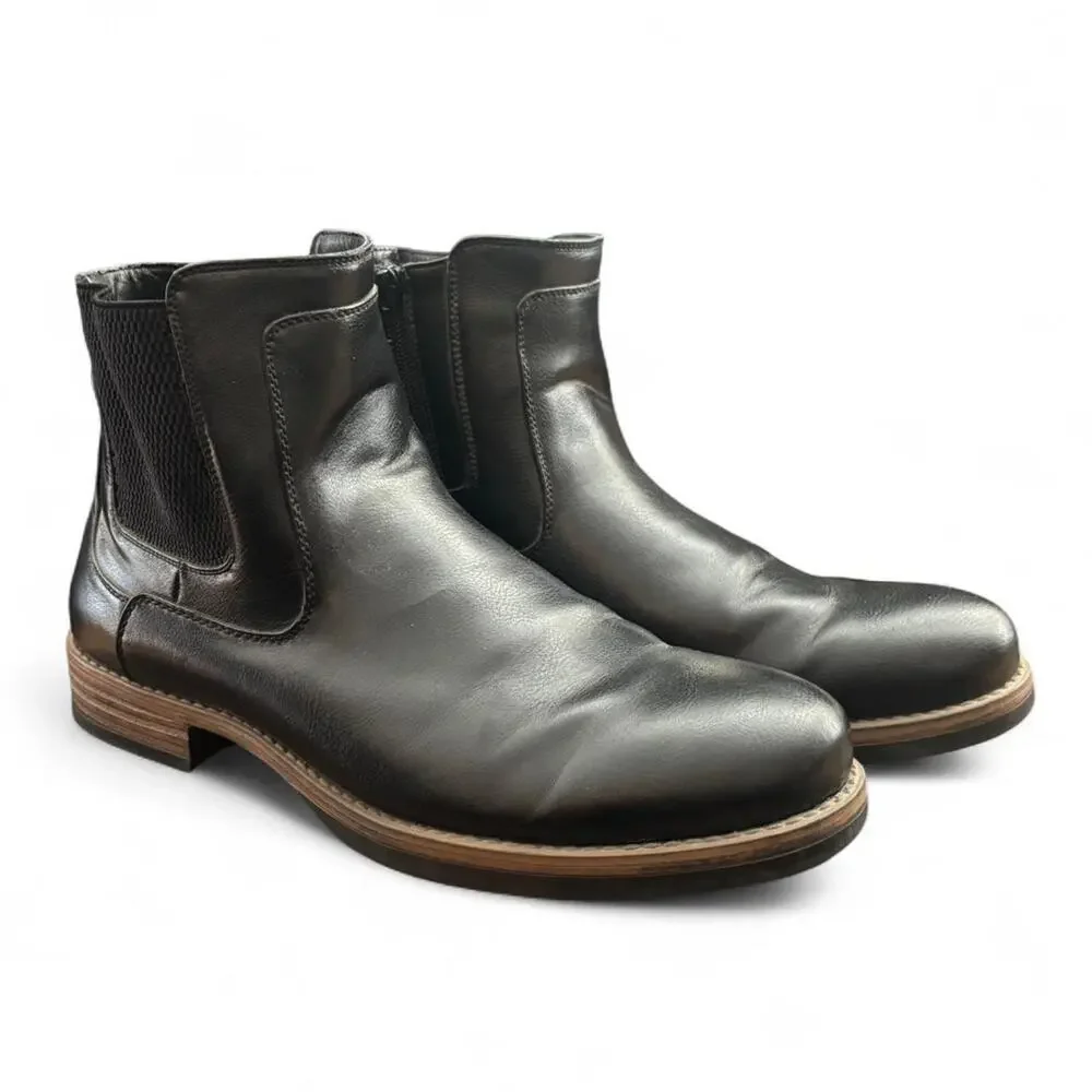 Michael Strahan Collection black leather Chelsea boots